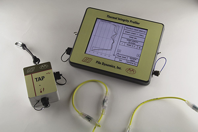 Digital monitor for reading thermal data from sensors