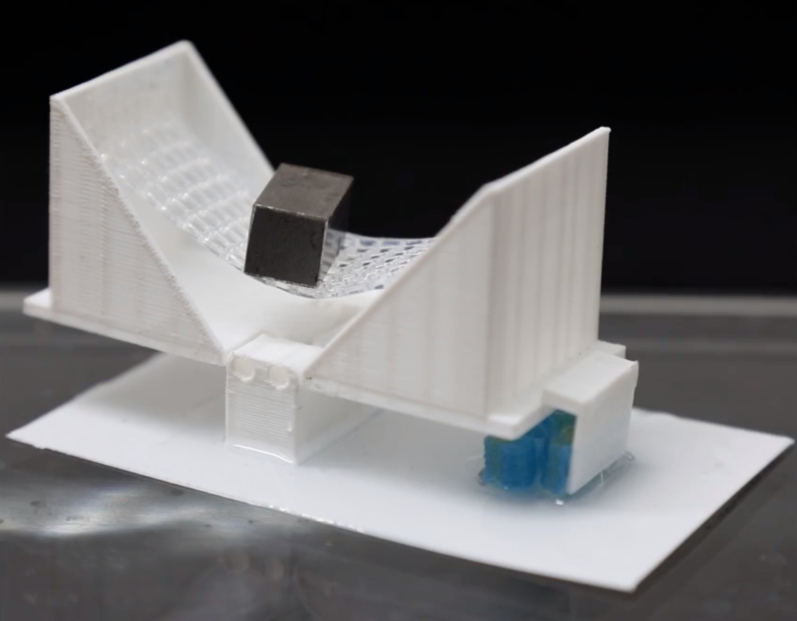 The artificial venus flytrap created by Professor Jordan Raney and his team at the University of Pennsylvania. Embodied logic is demonstrated.